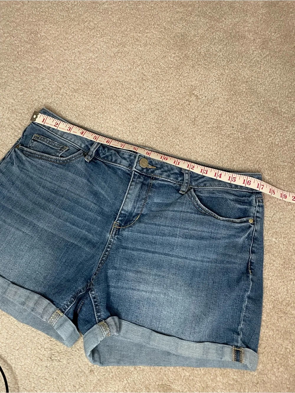 LC Lauren Conrad Denim Shorts Women's Size 14 Medium Wash Rolled Hem Cuffed
